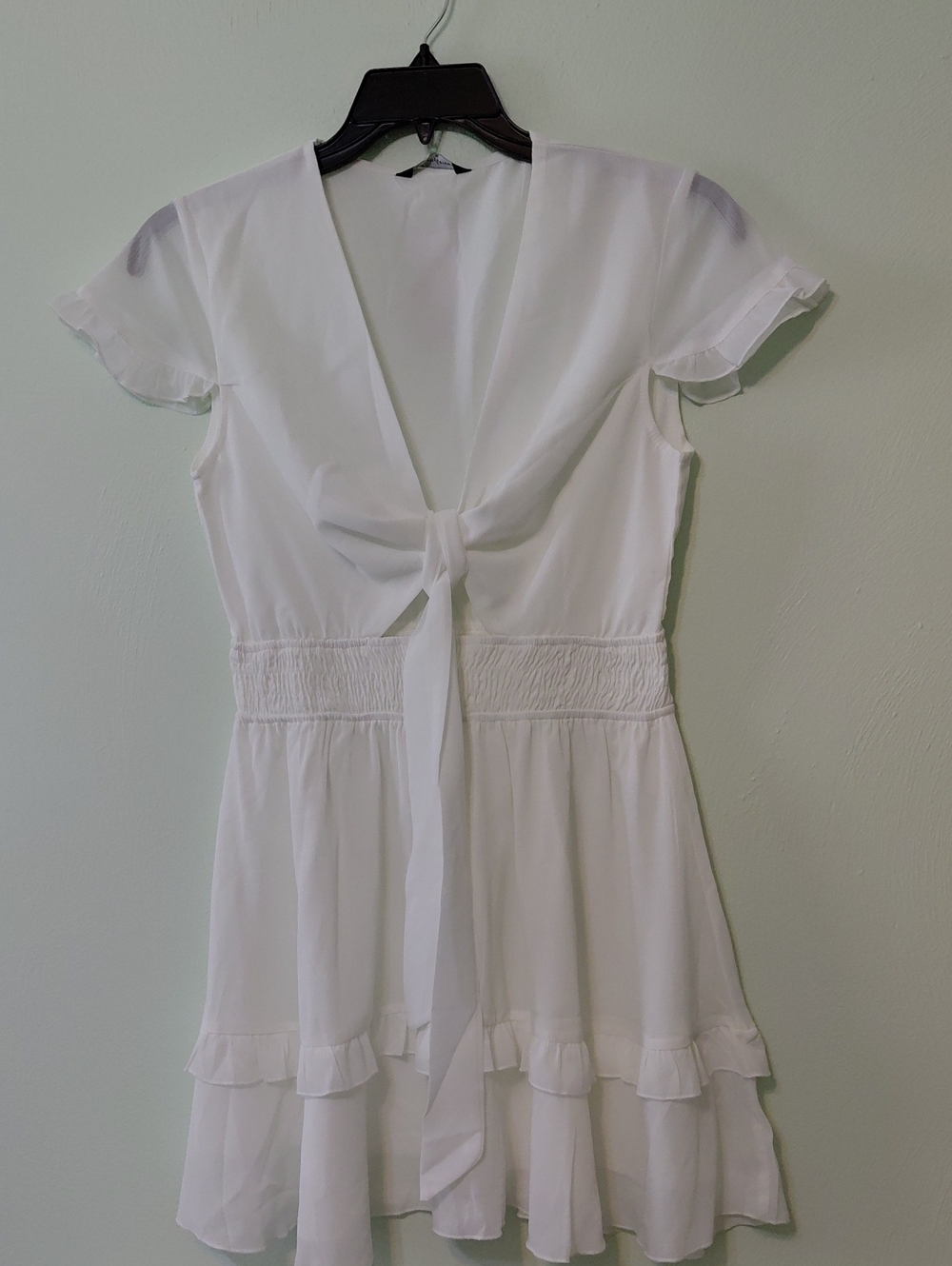 PRETTY GARDEN Women's White VNeck Short Smocked Cutout Tie Front Dress Size Med.